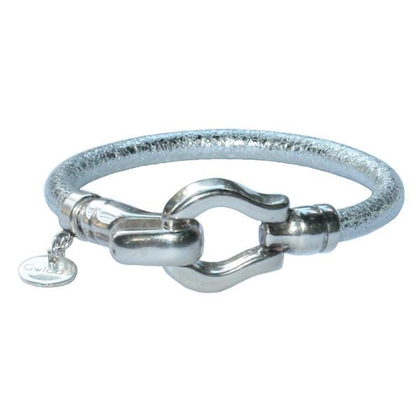 Bracelet femme en cuir doré ou argenté avec fermoir crochet